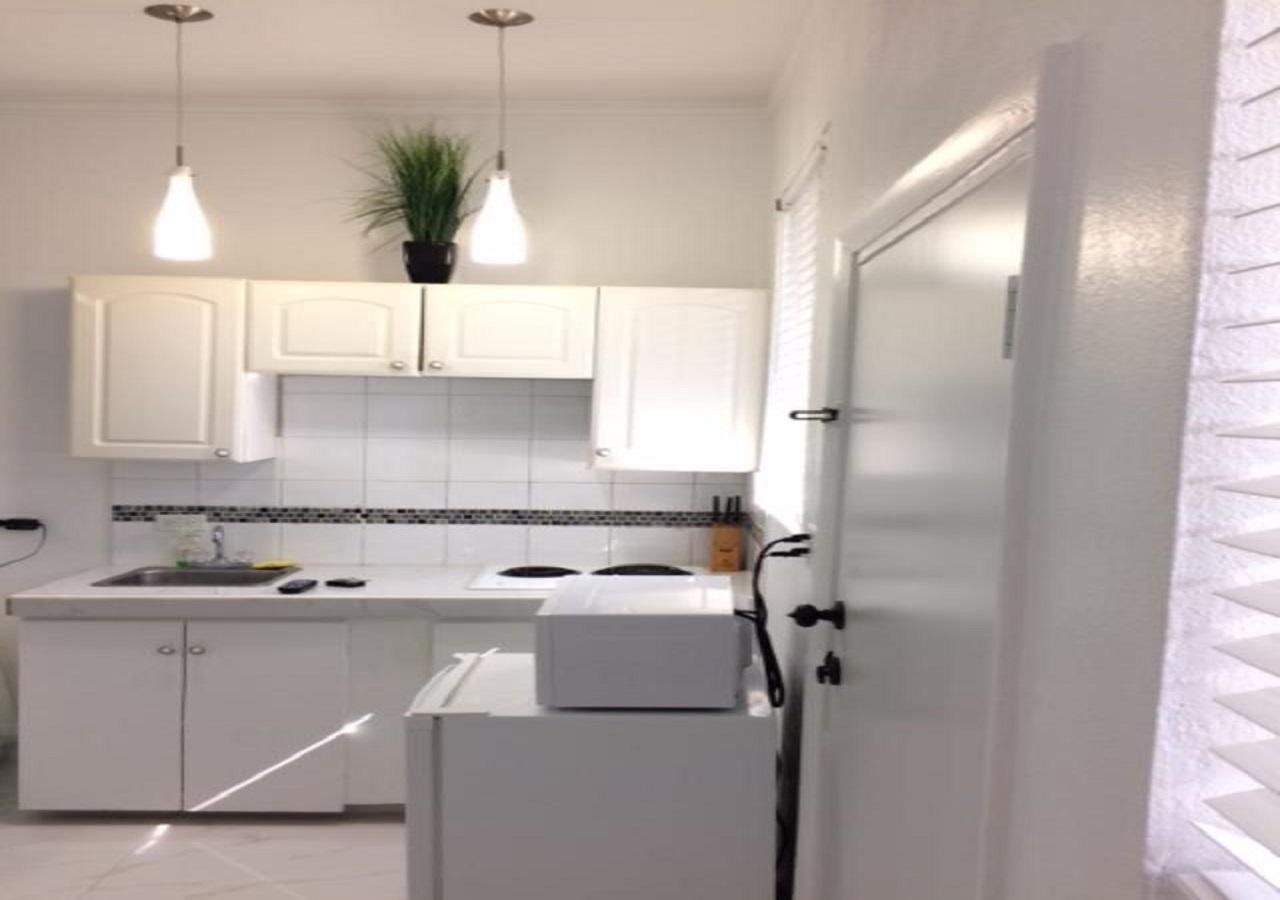 The Oasis Retreat Apartment Nassau Ngoại thất bức ảnh