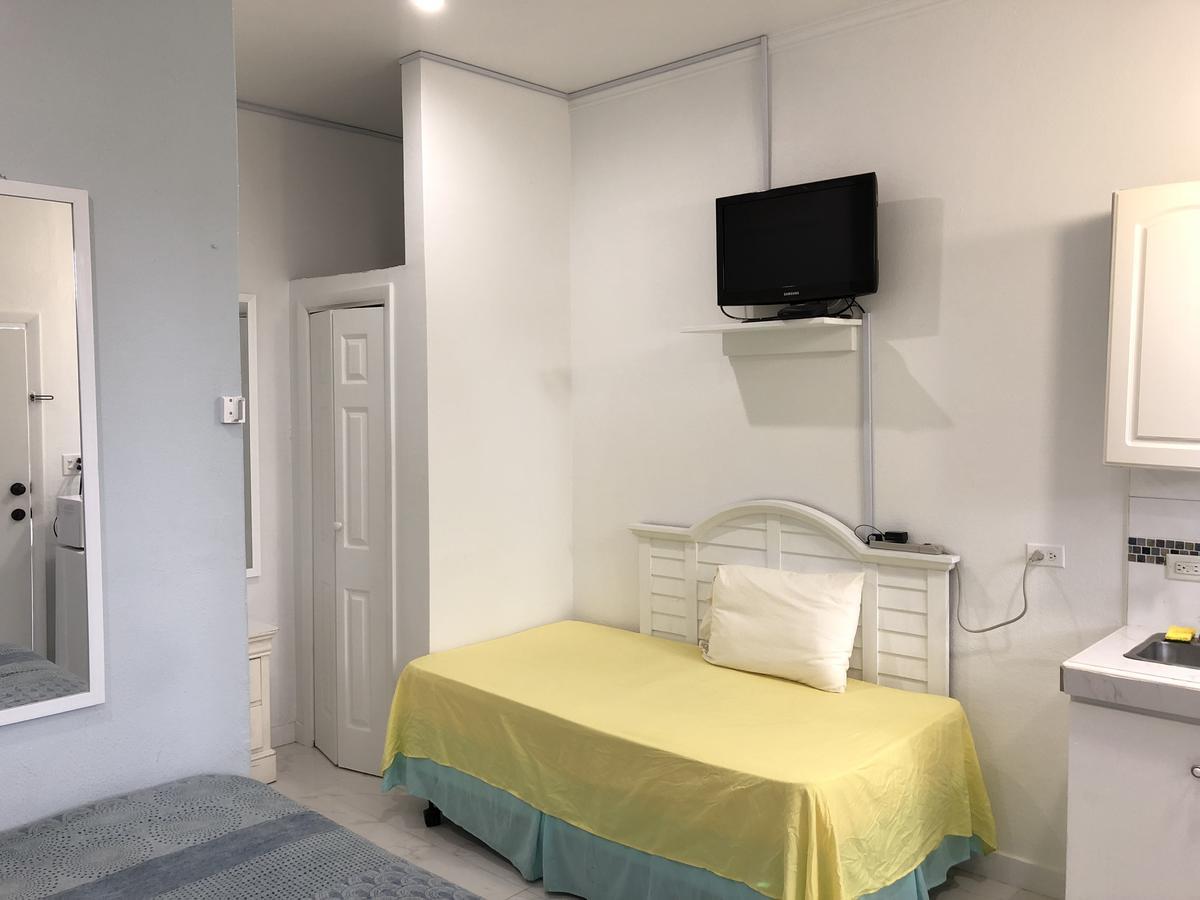 The Oasis Retreat Apartment Nassau Ngoại thất bức ảnh